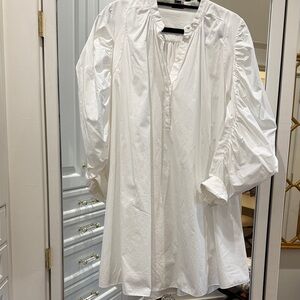 Alexander McQUEEN White dress